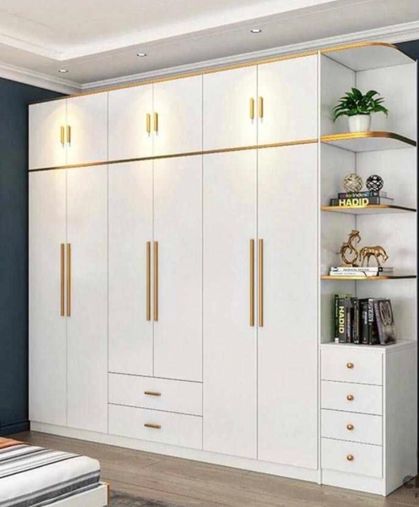 Wardrobe Royal